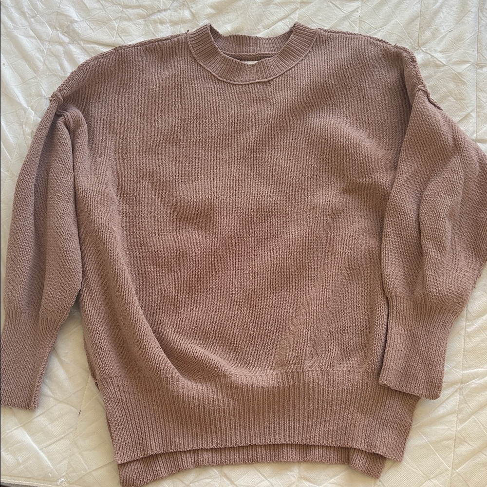 Abercrombie & Fitch Light Pink Sweater